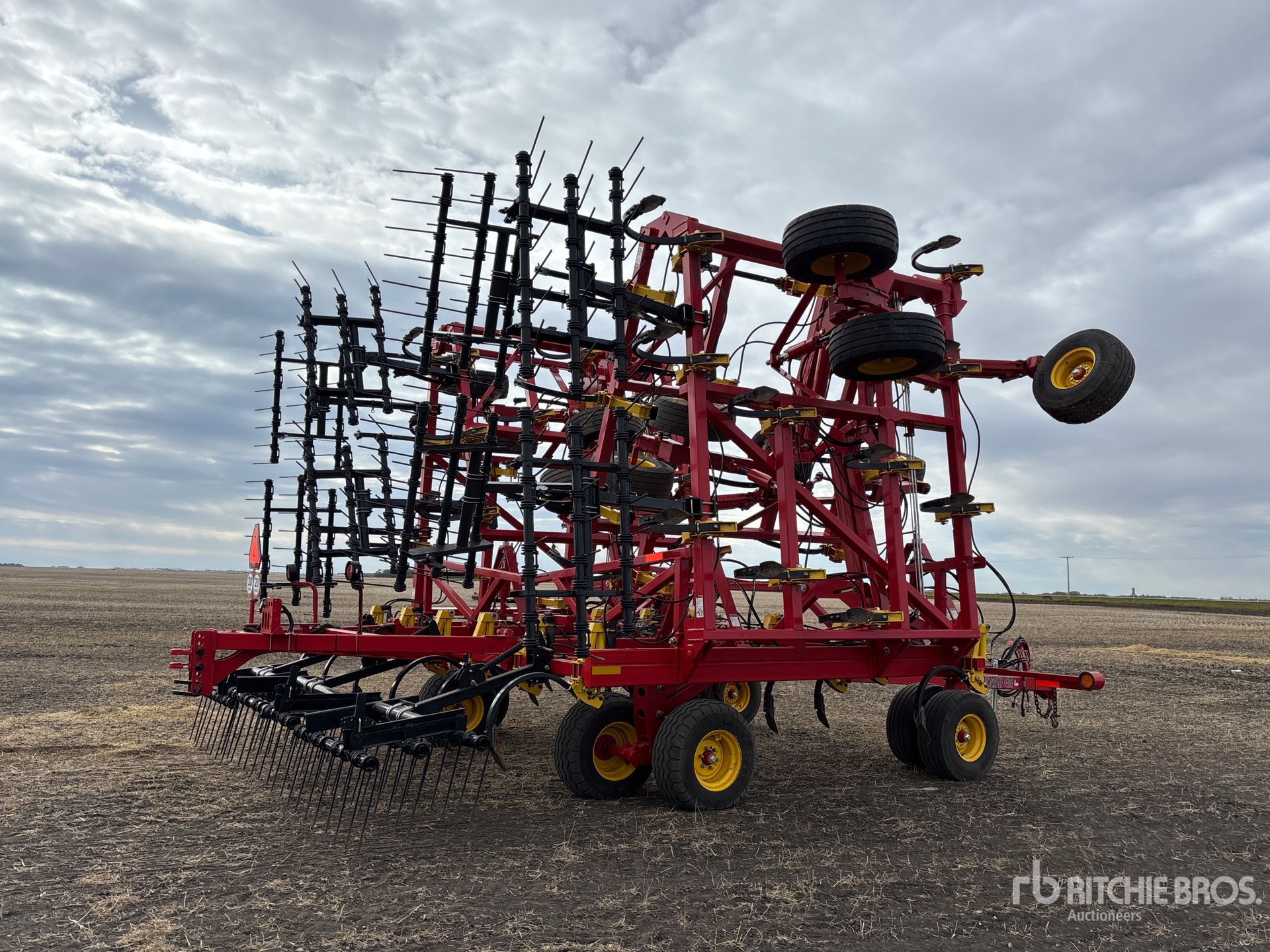2024 Bourgault 9500