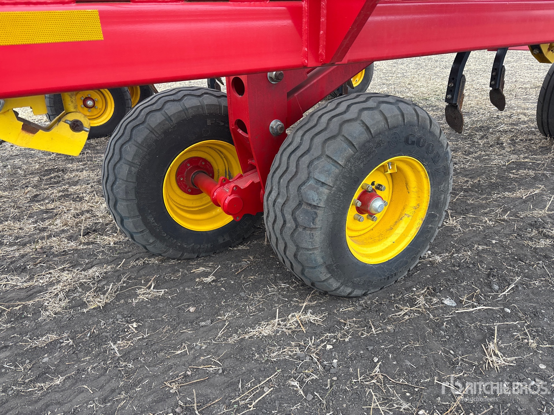 2024 Bourgault 9500