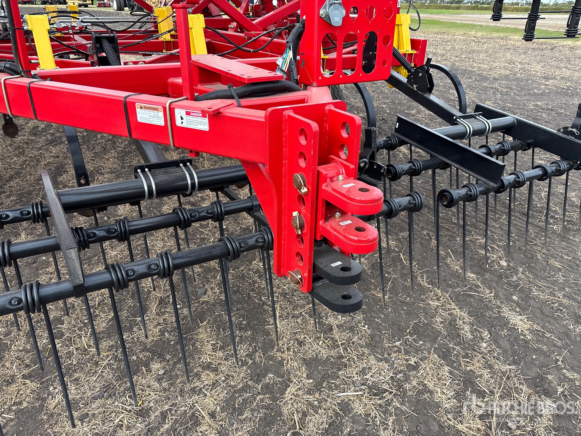 2024 Bourgault 9500