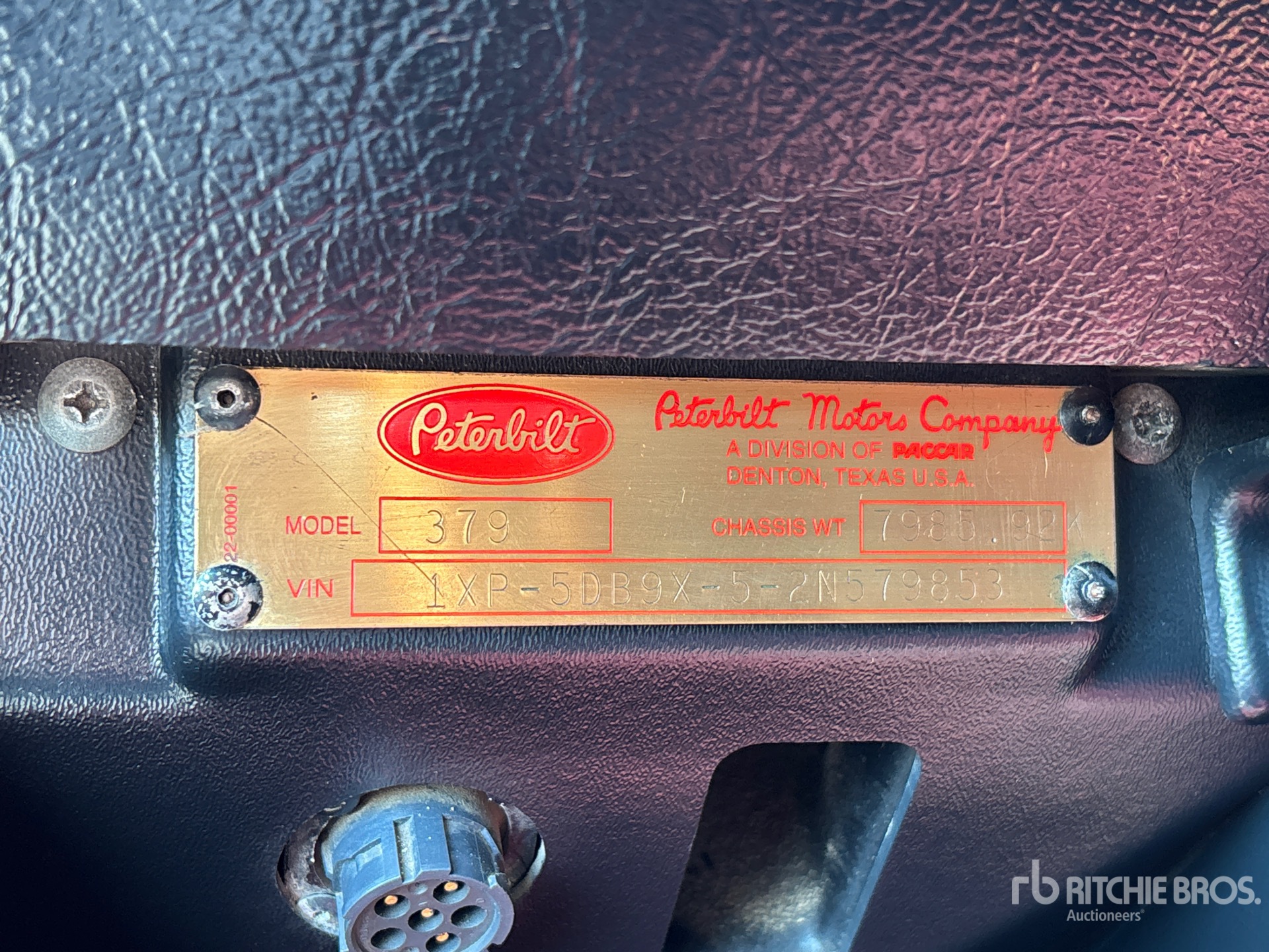 2002 Peterbilt 379
