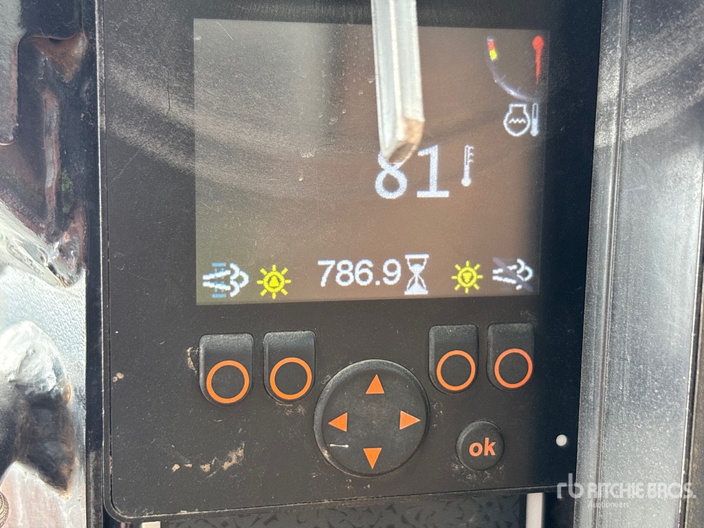 General Appearance with Hour Meter / Odometer