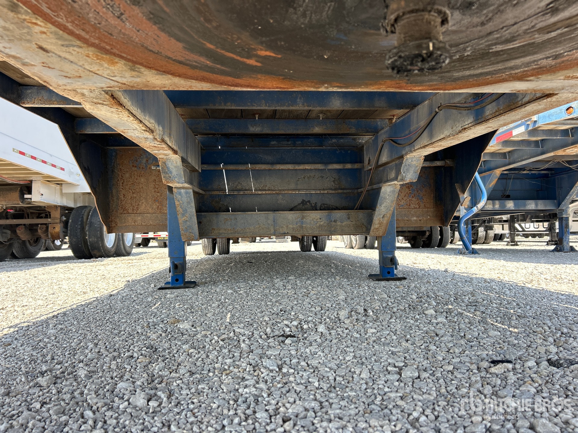 1990 Falcon 35 ft S/A (Inoperable)