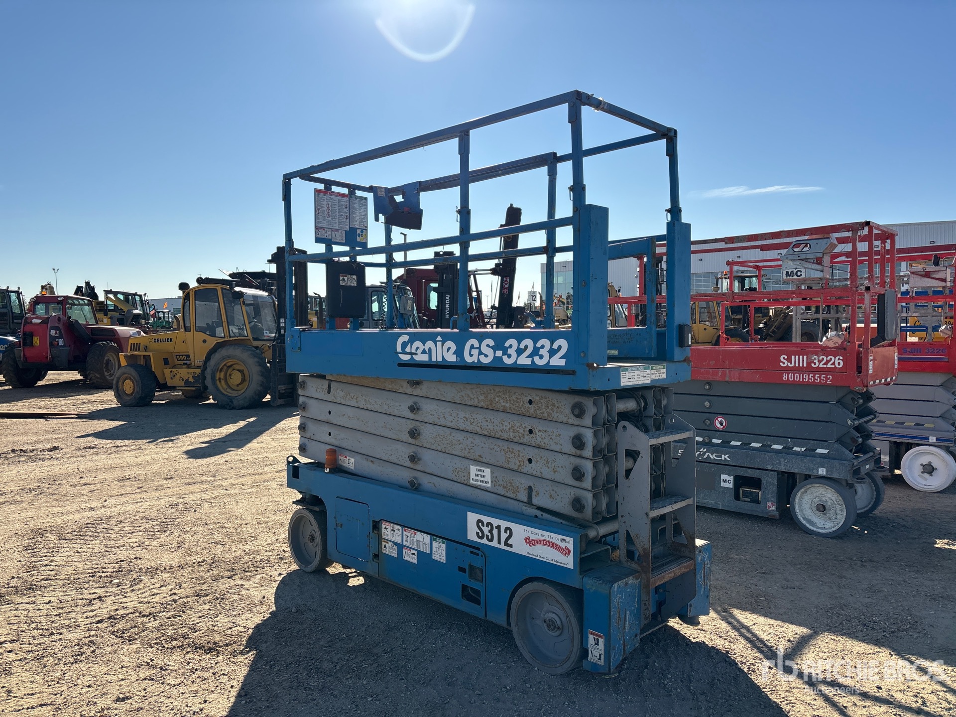 2012 Genie GS3232