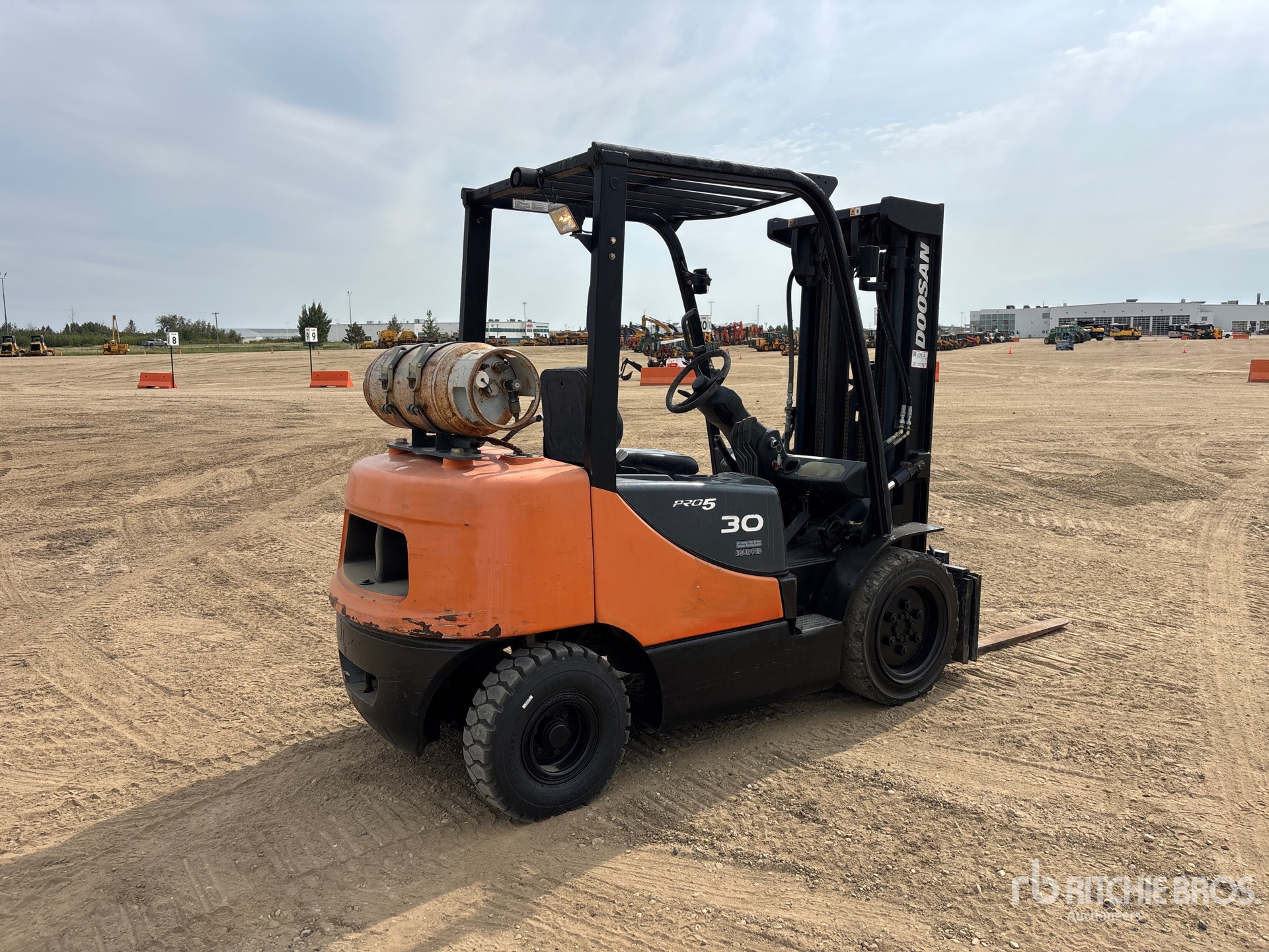 2009 Doosan G30P-5