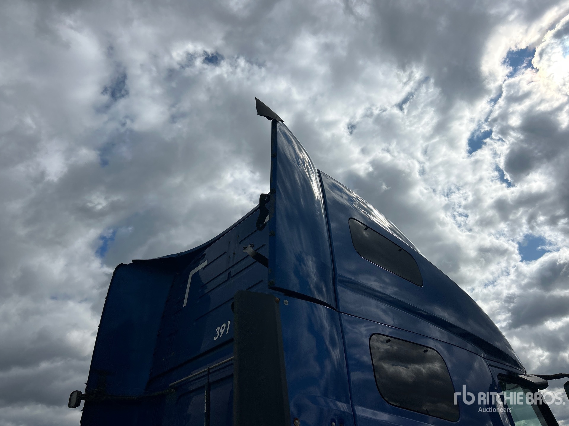 2019 Volvo VNL