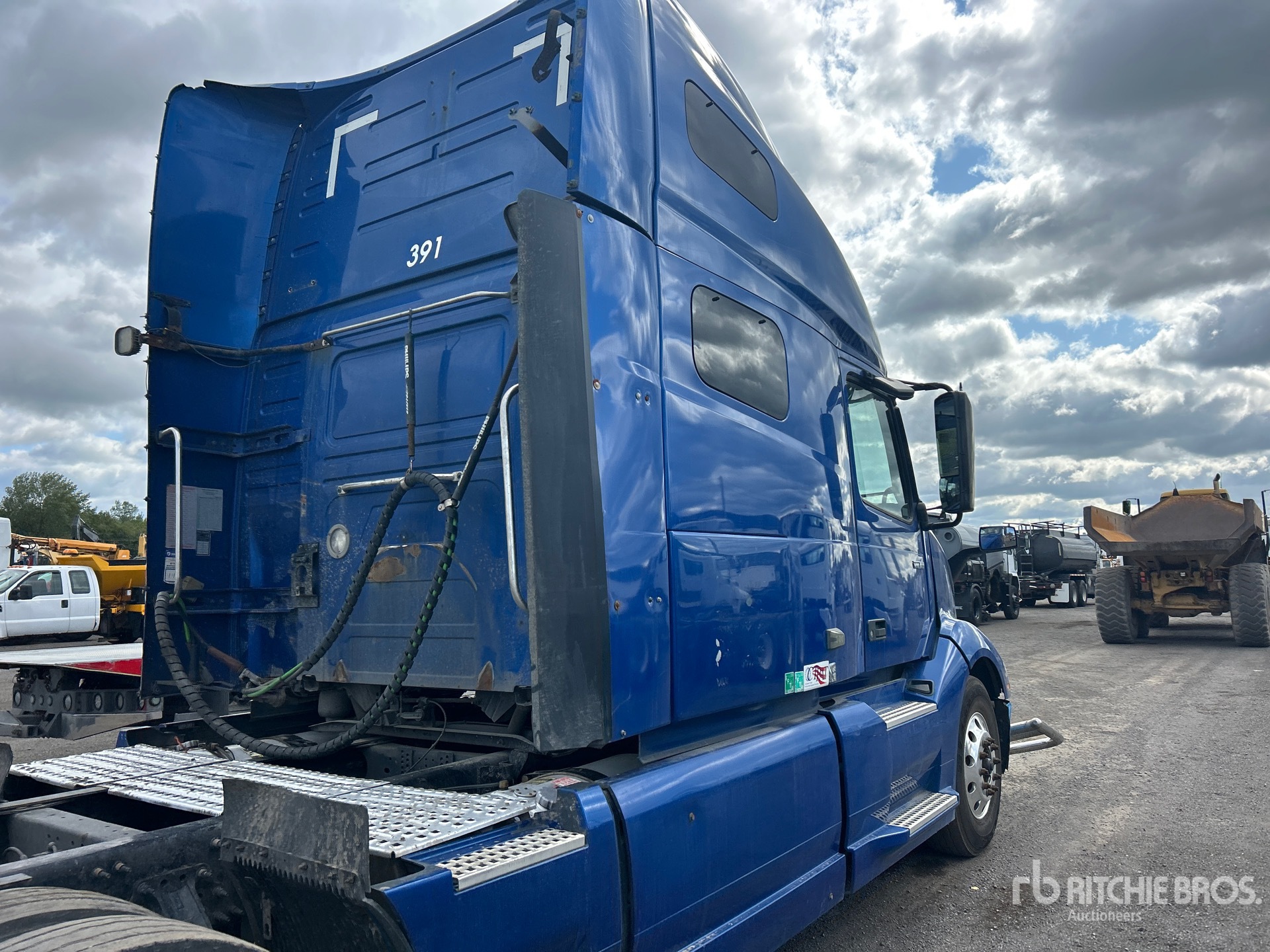 2019 Volvo VNL