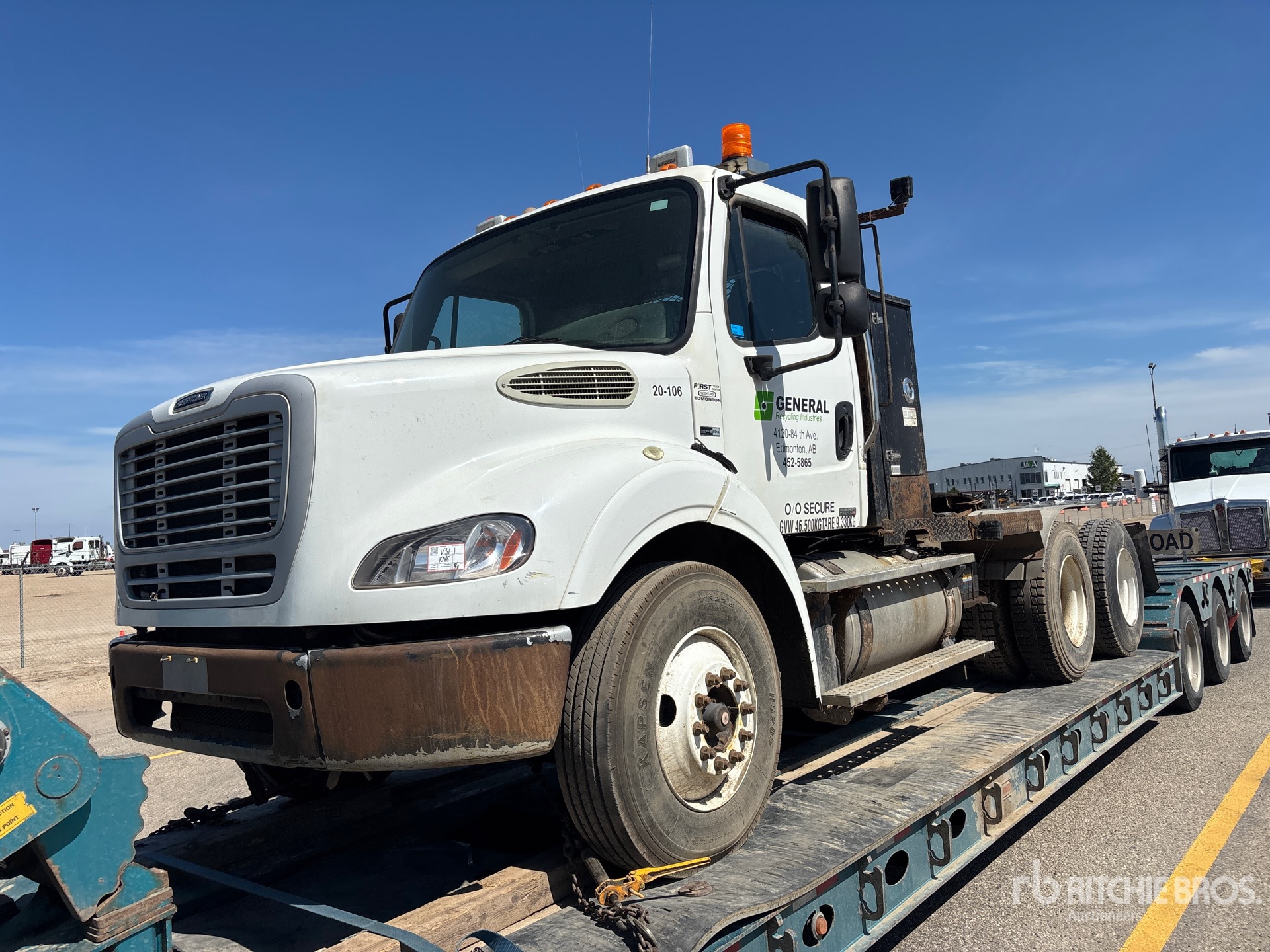 2012 Freightliner M2 112