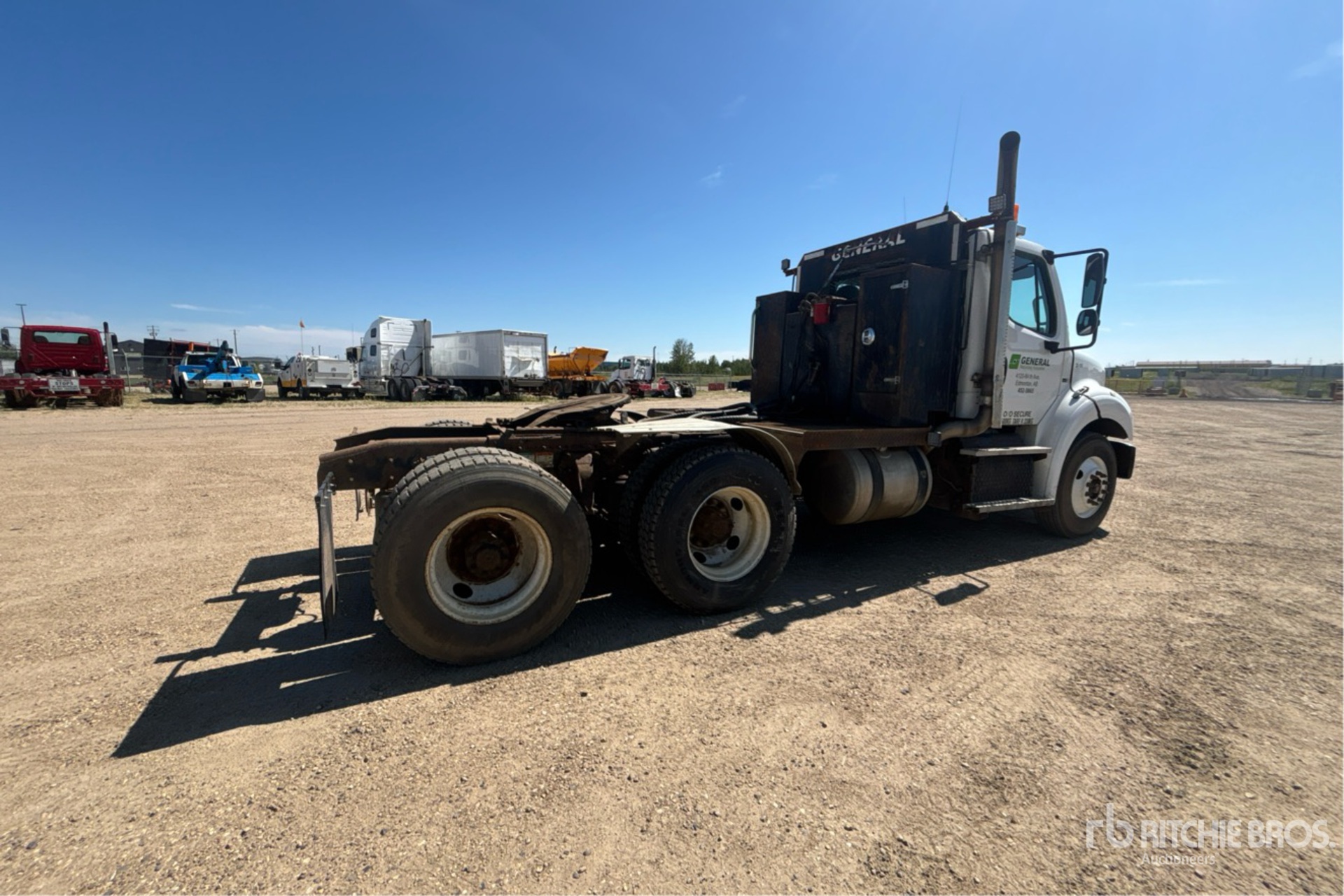 2012 Freightliner M2 112