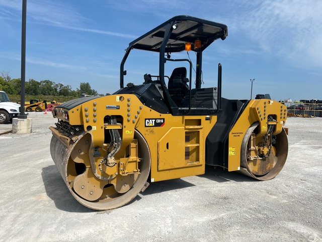 2021 Cat CB16 Double Drum Roller 2021 Cat CB16 Double Drum Roller