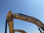 Hydraulics with Stick Cylinder