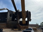 Chassis with Quick Coupler to Arms Pins
