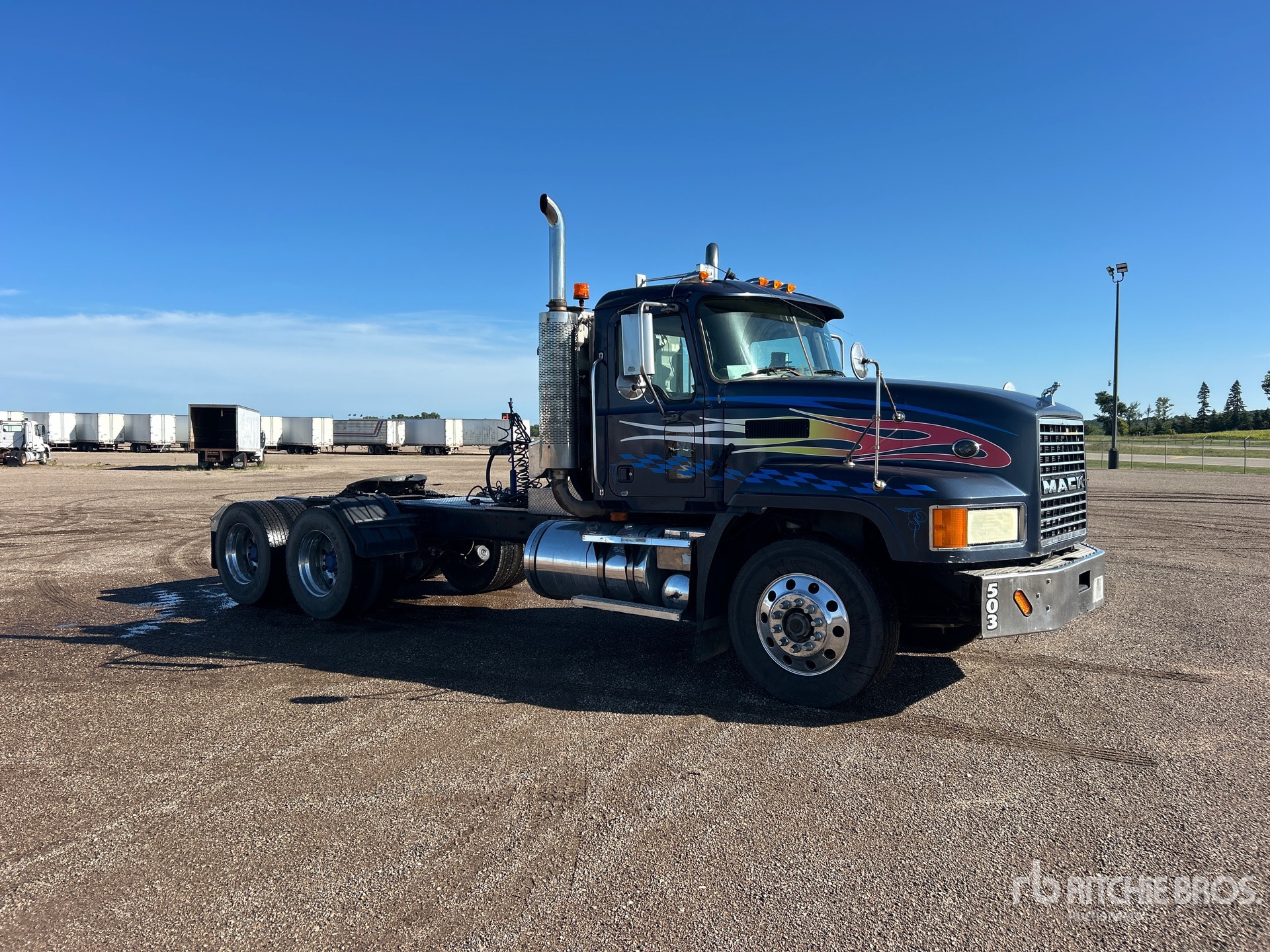 2007 Mack CL733