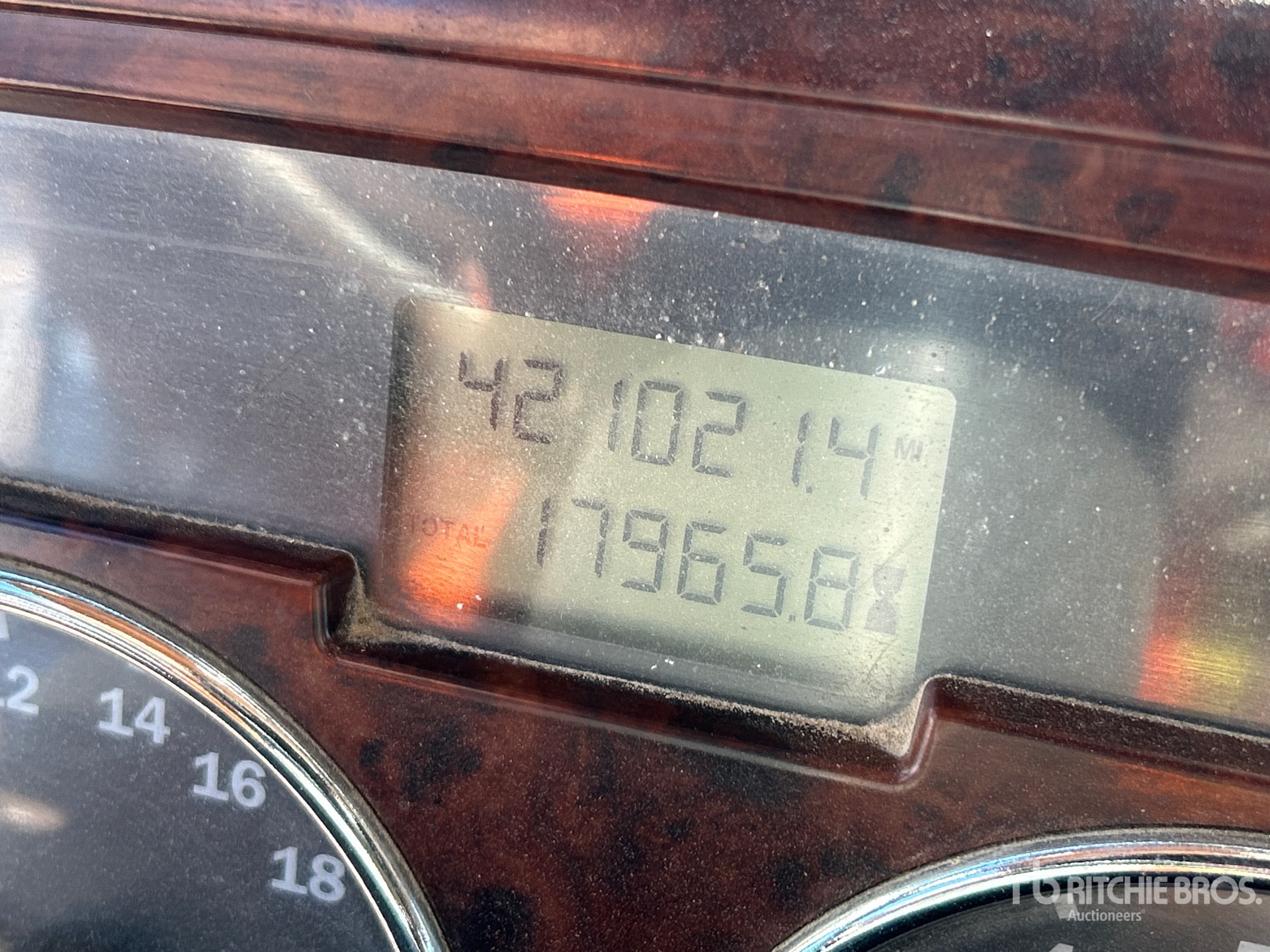 2007 Mack CL733
