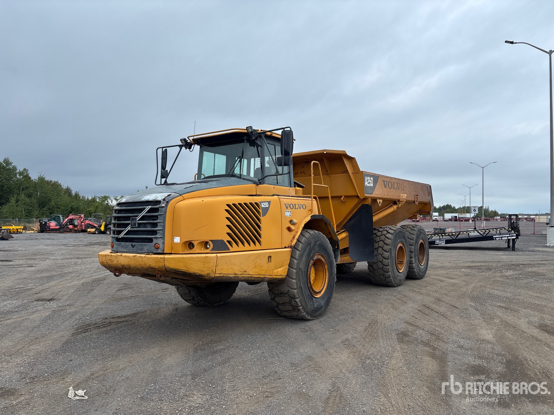 Photo of 2004 Volvo A25D