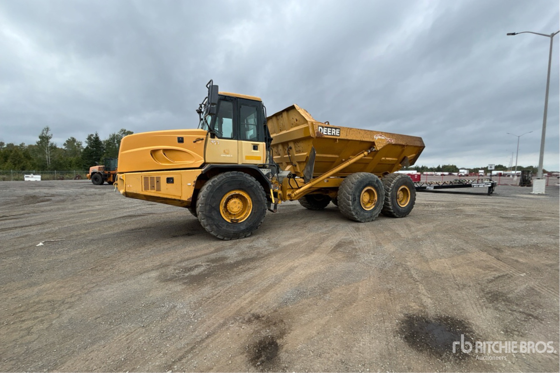 2005 John Deere 300D