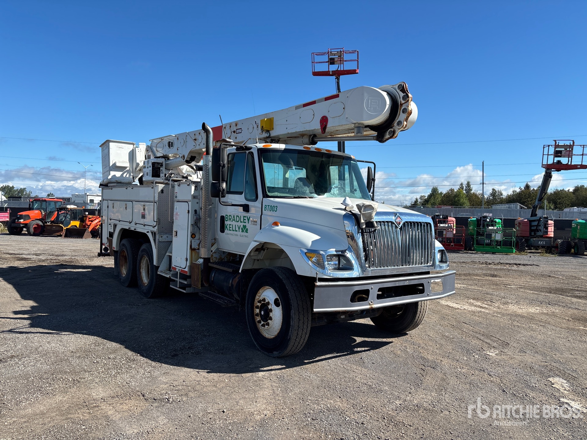 2003 International 7400