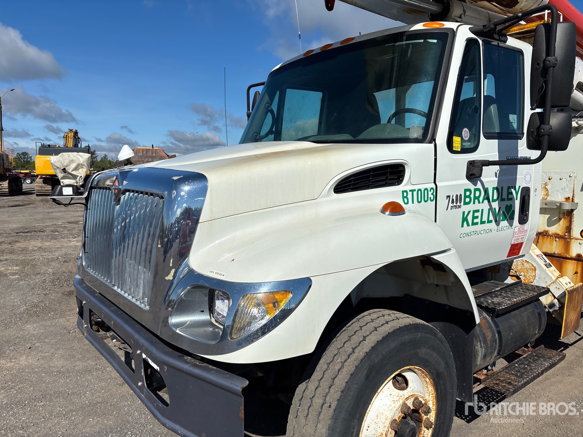 2003 International 7400