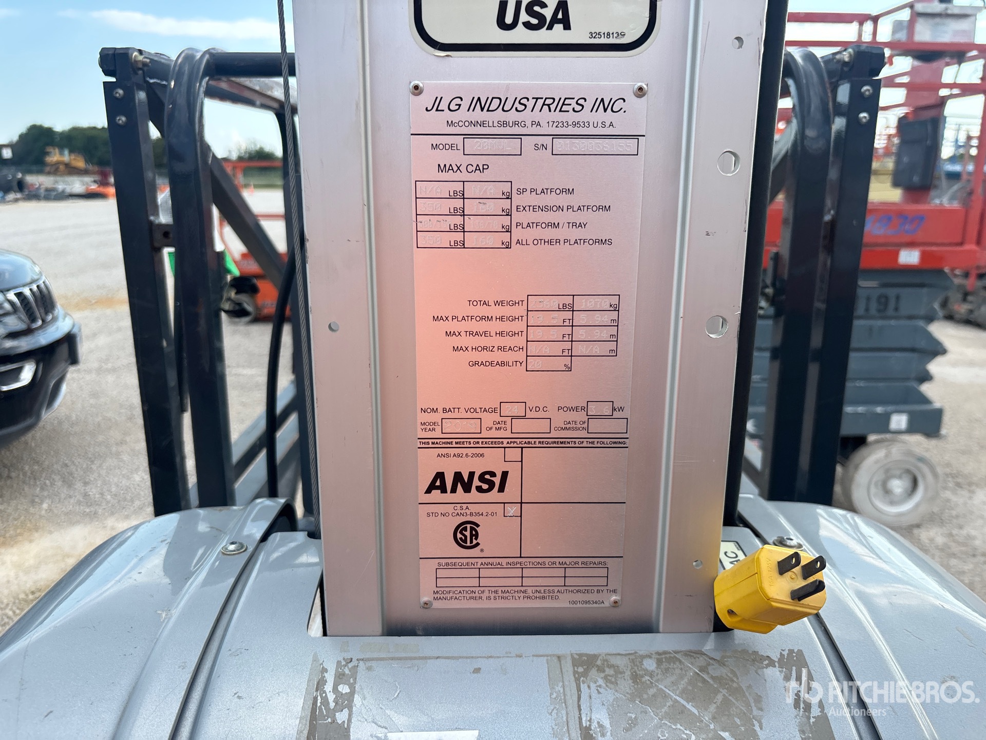 2019 JLG 20MVL