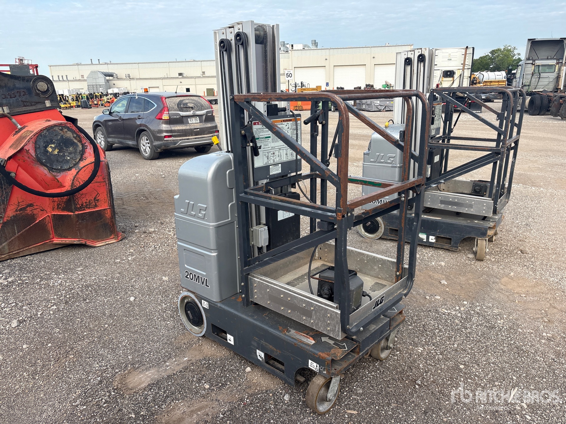 2019 JLG 20MVL
