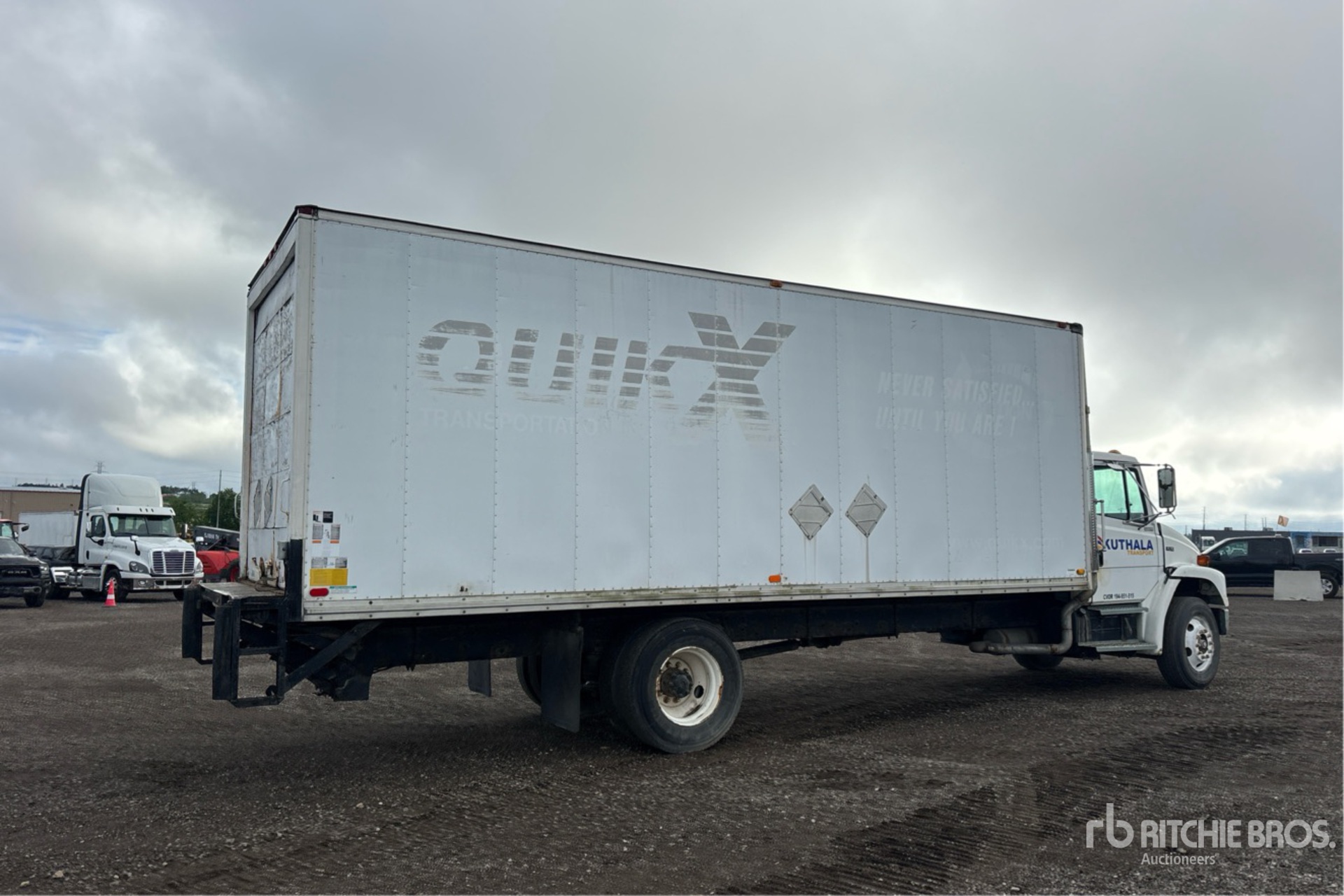 1998 Freightliner FL70