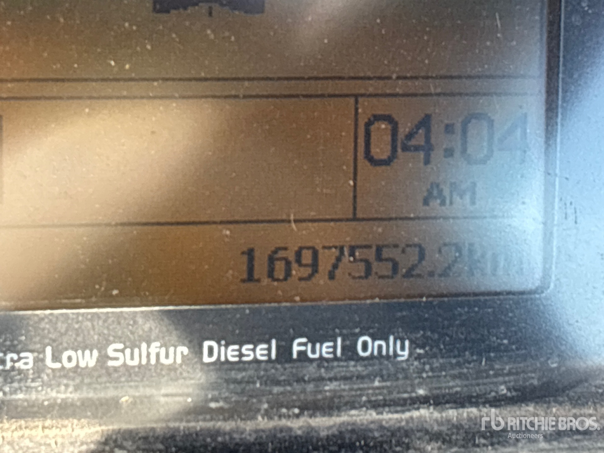 2004 Volvo VNM