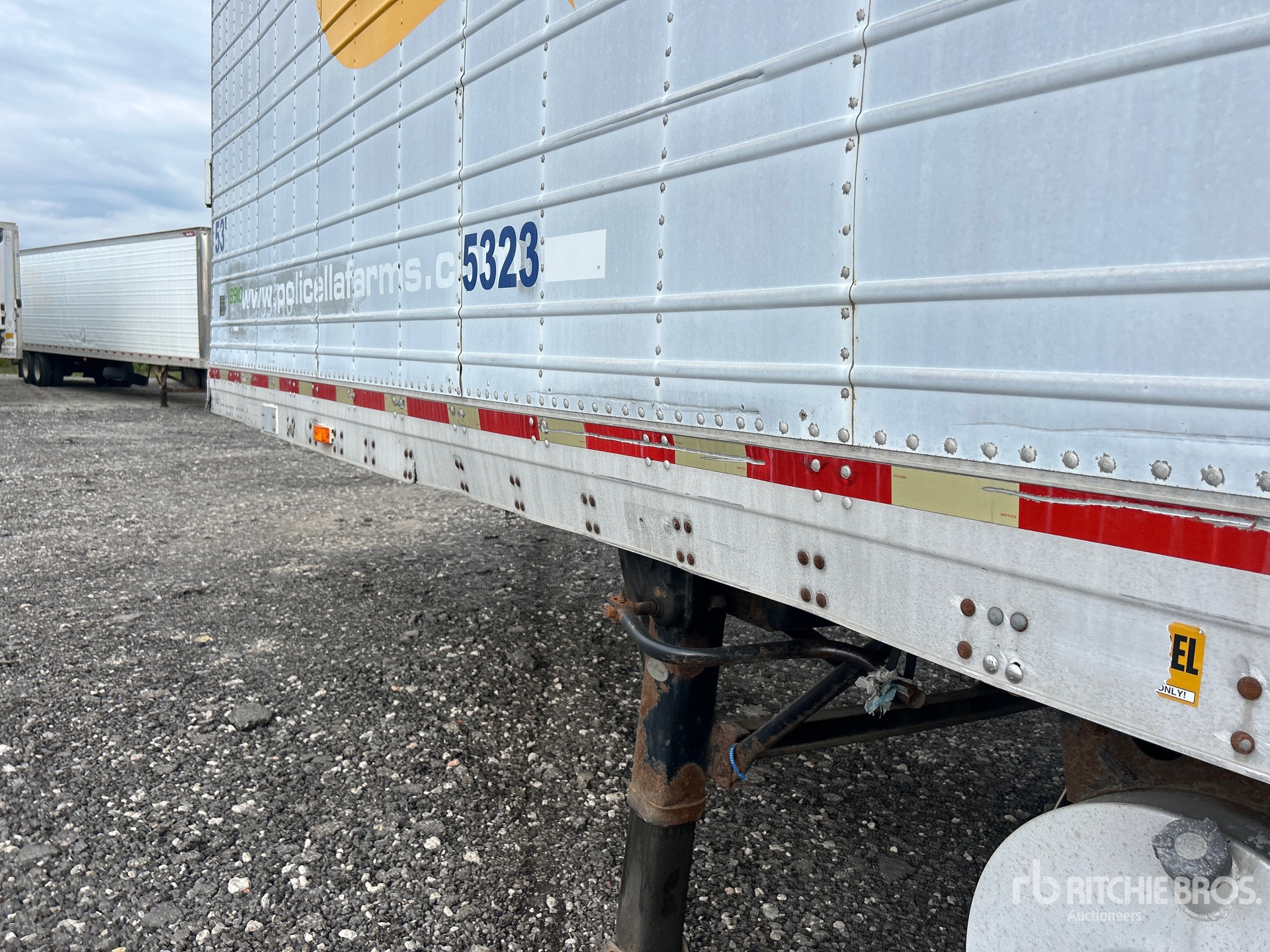2001 Trailmobile 53 FT X 102 IN T/A
