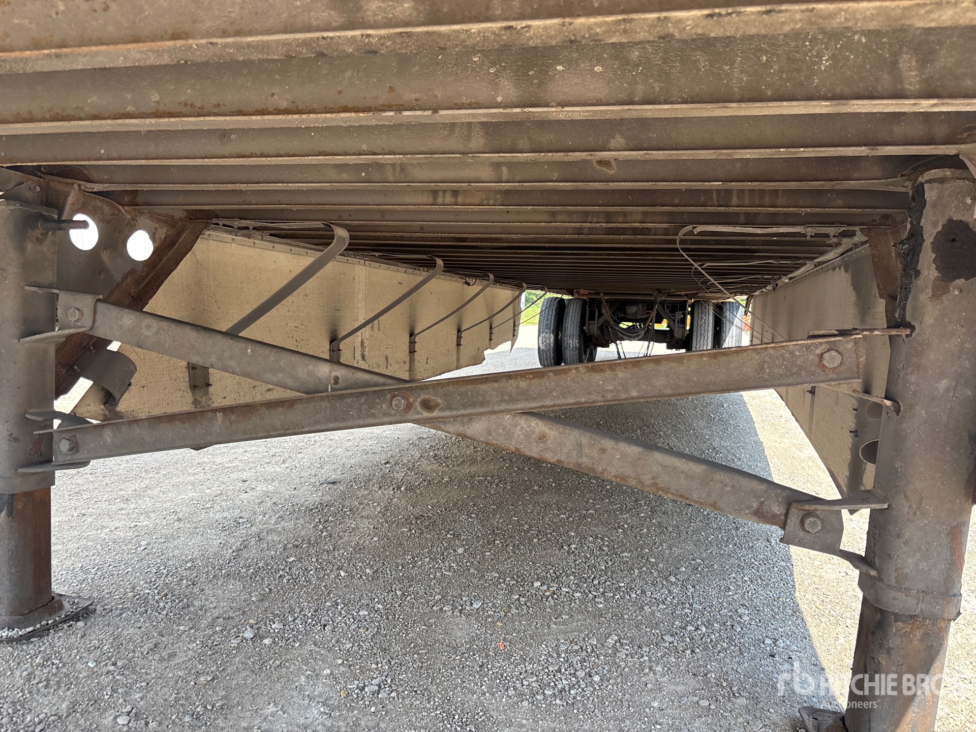 2015 Utility 53 FT X 102 IN T/A