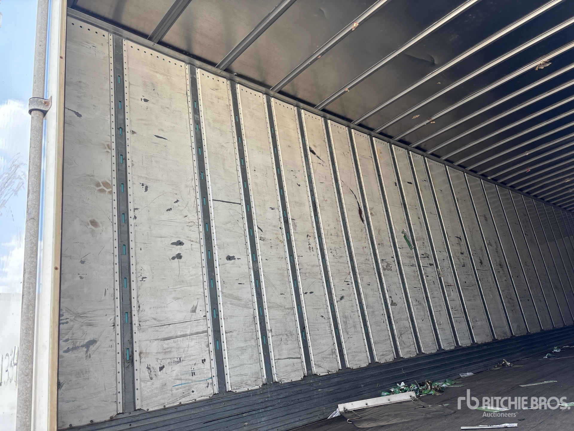 2015 Utility 53 FT X 102 IN T/A
