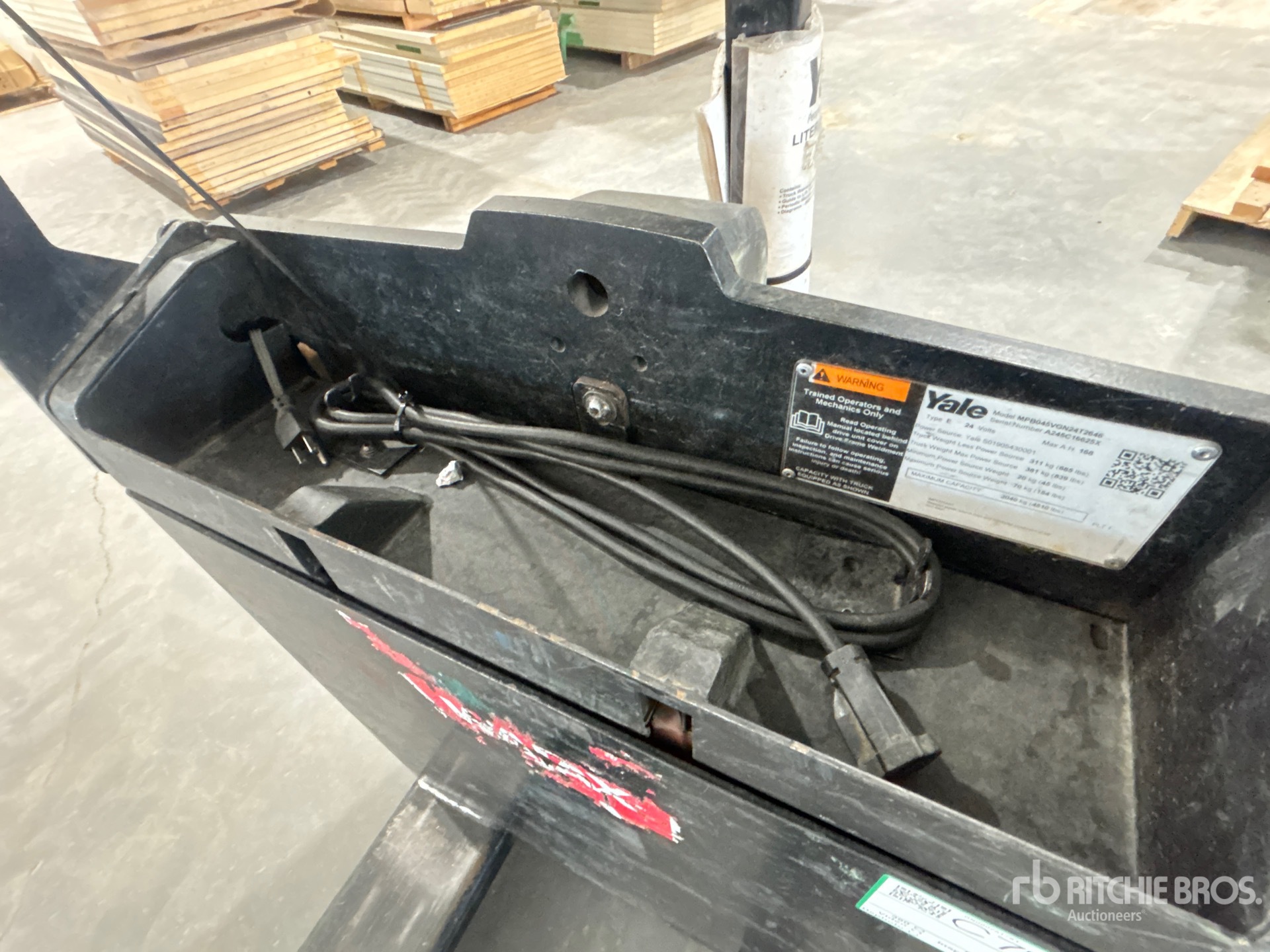 Yale MPB045VG