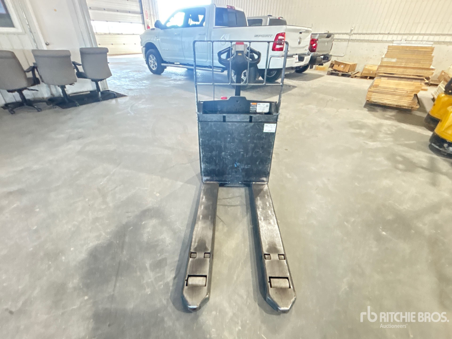 Yale MPB045VG