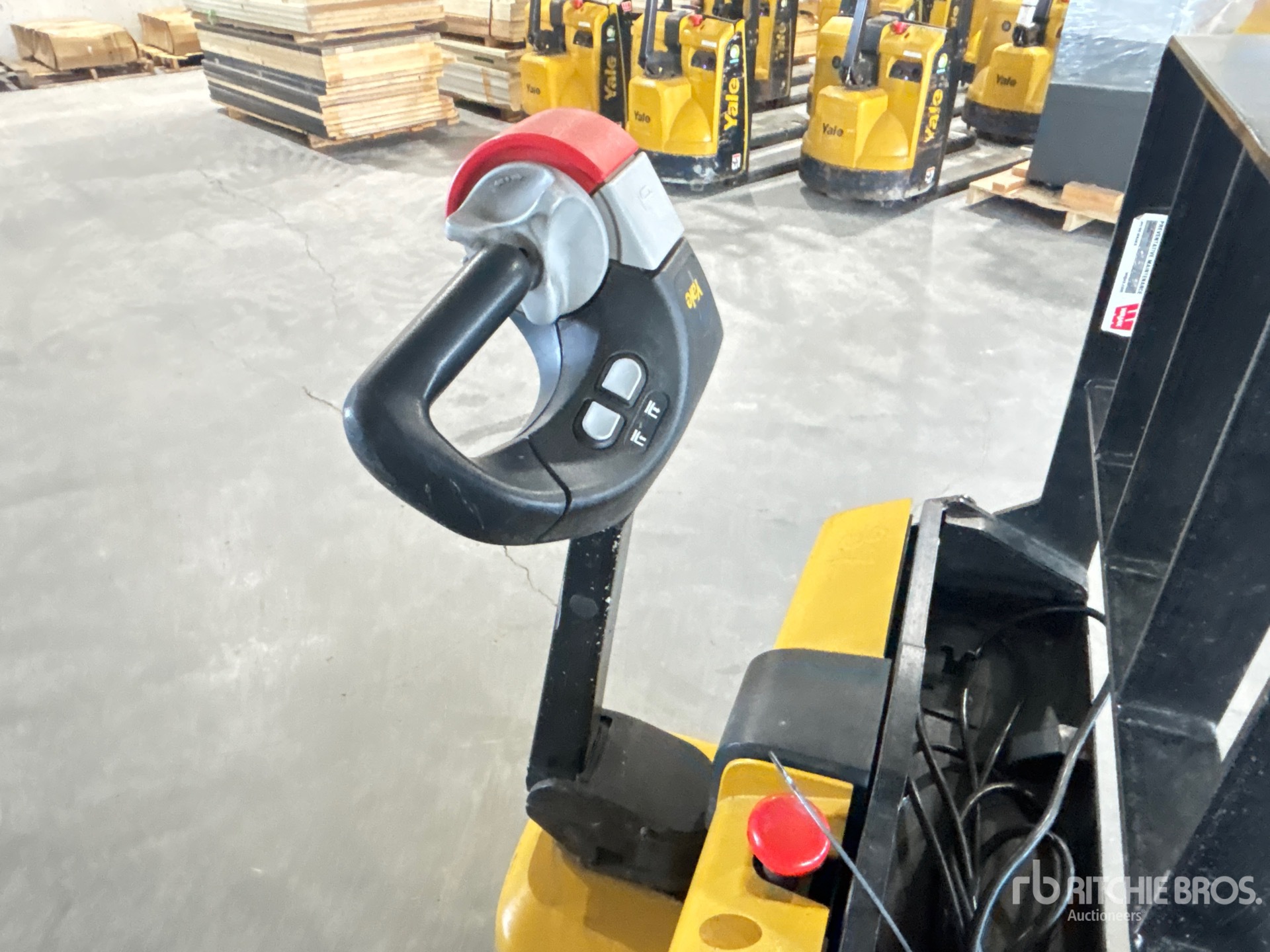Yale MPB045VG