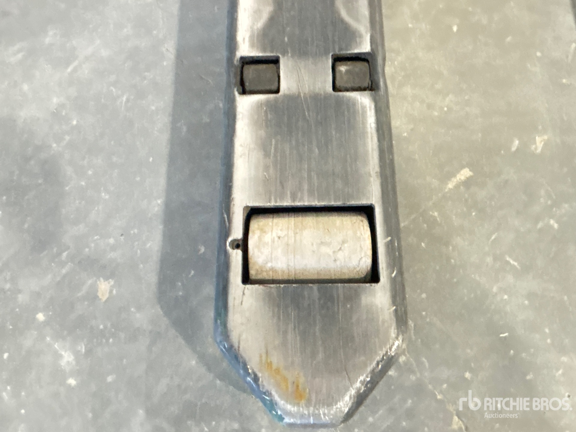 Yale MPB045VG