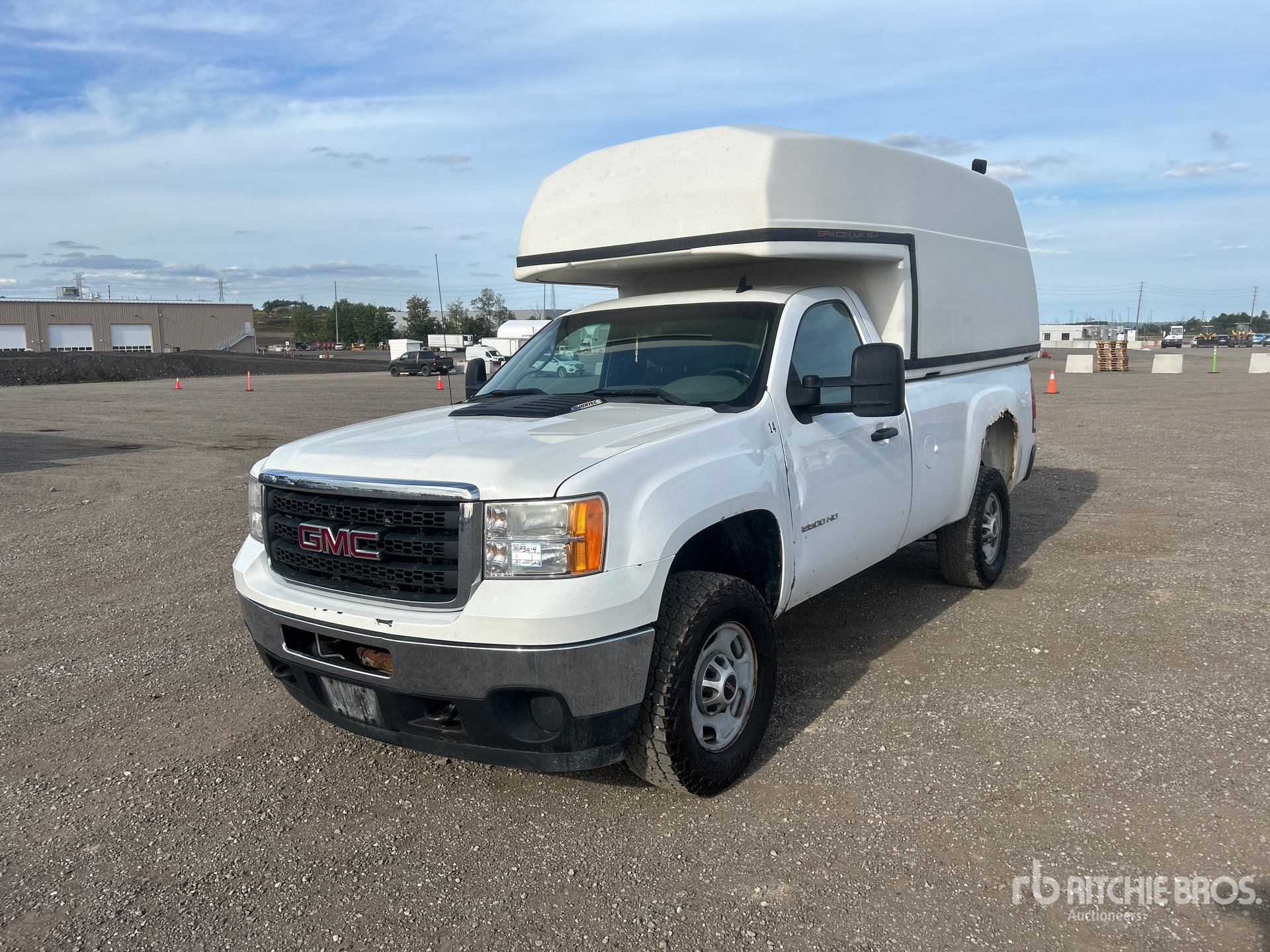 Photo of 2014 GMC SIERRA 2500