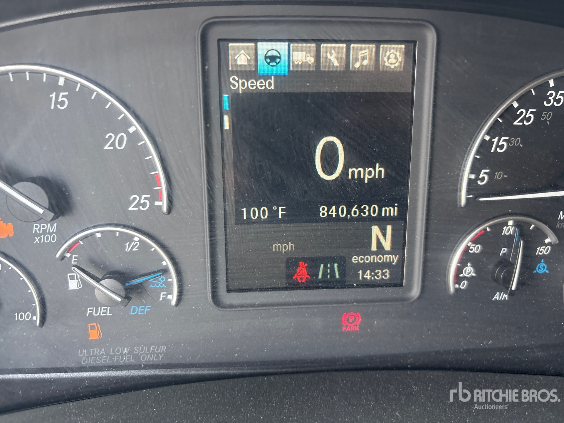 2020 Freightliner CASCADIA 126