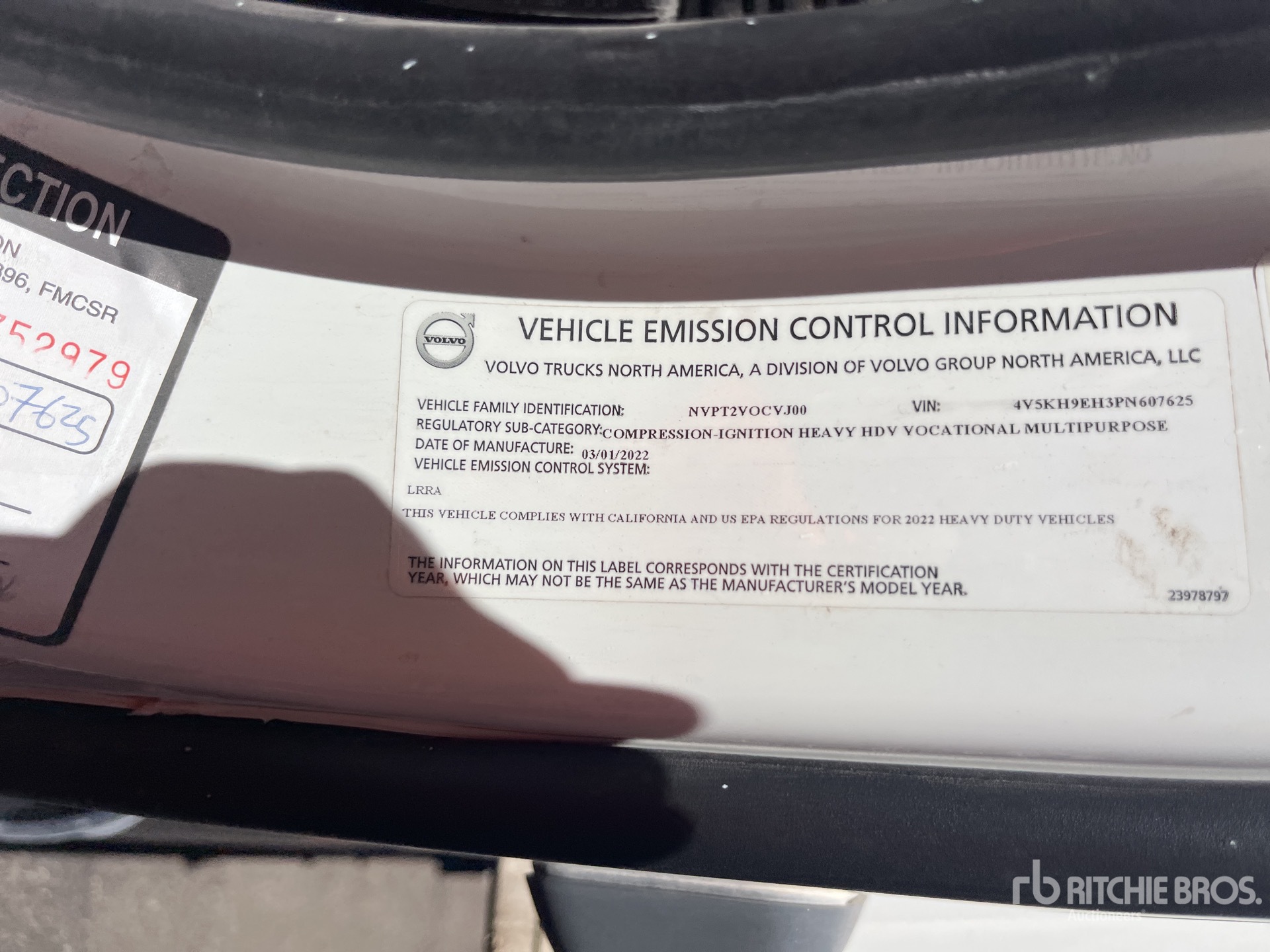 2023 Volvo VHD
