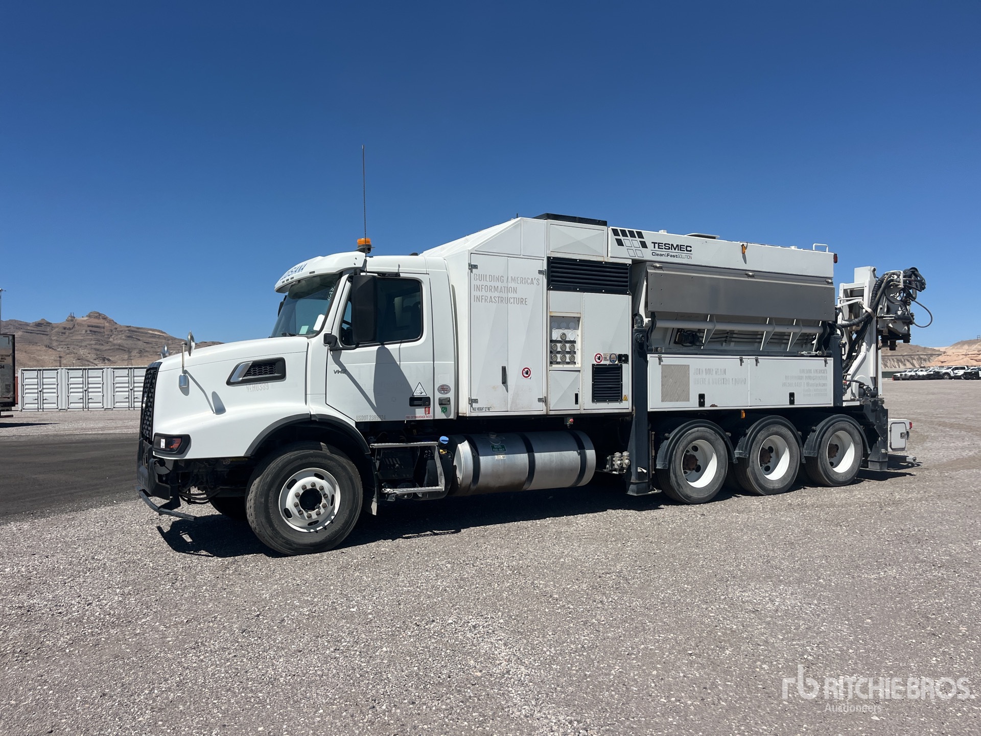 2023 Volvo VHD