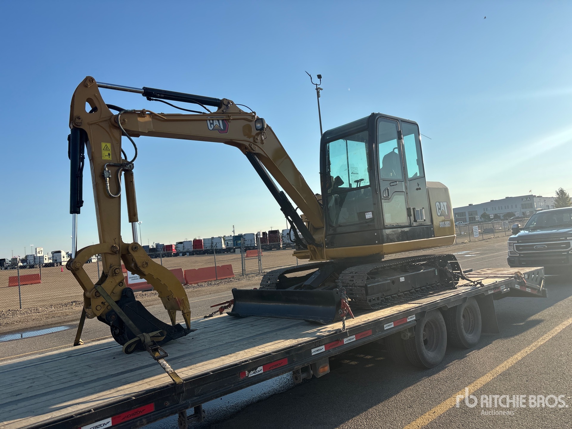 2018 Caterpillar 305.5E2