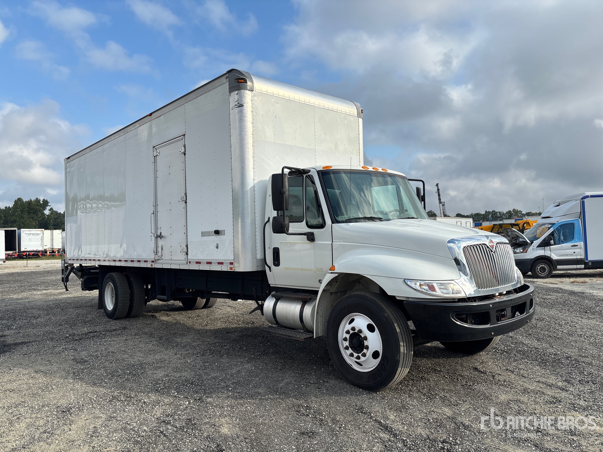 2019 International 4300