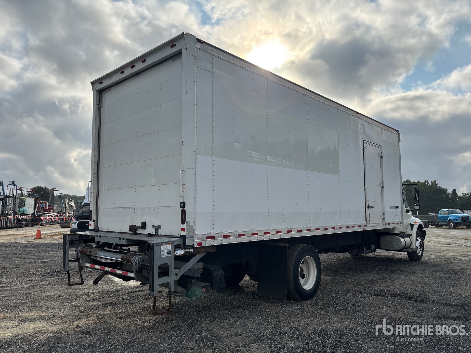 2019 International 4300