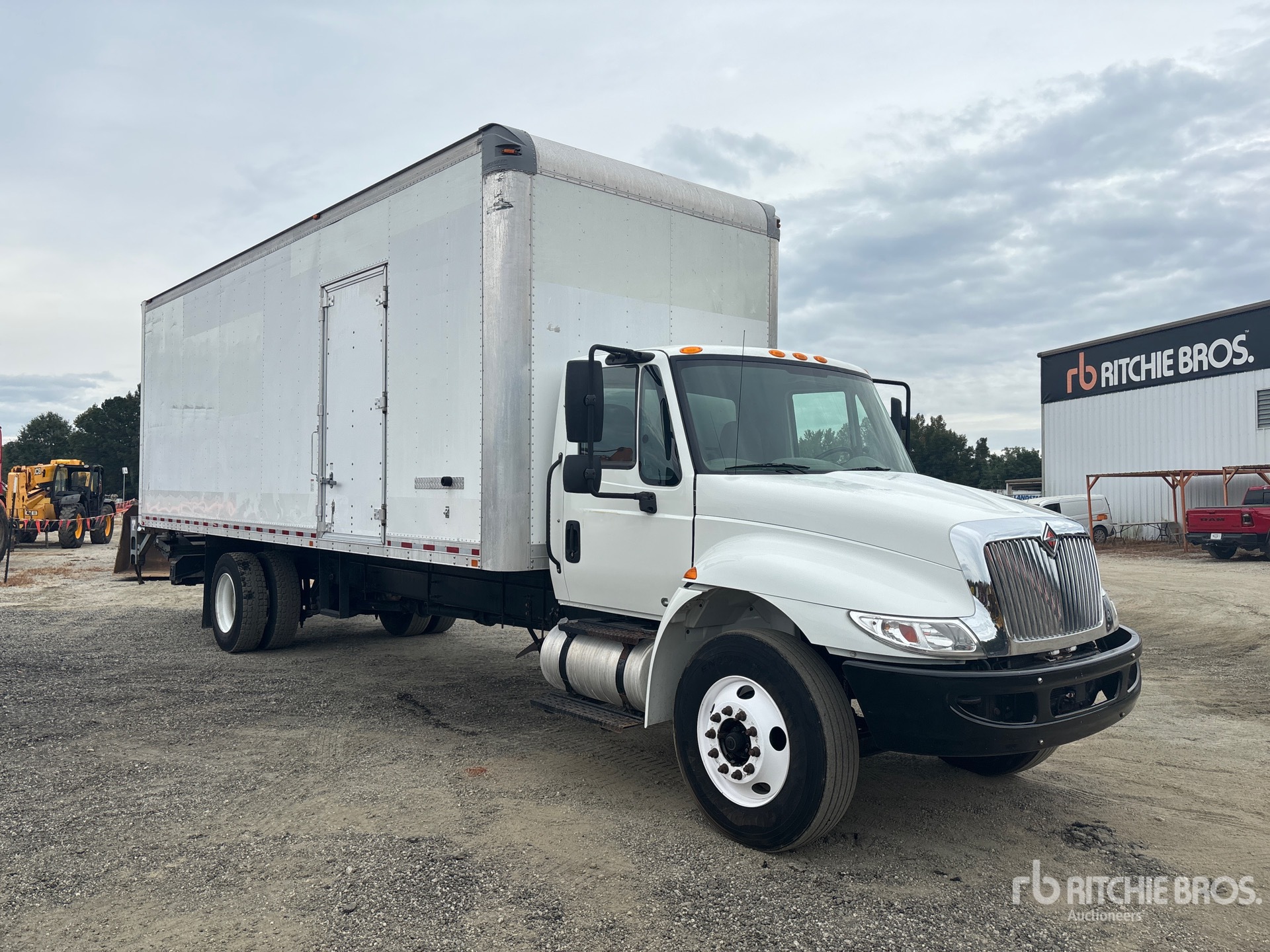 2019 International 4300
