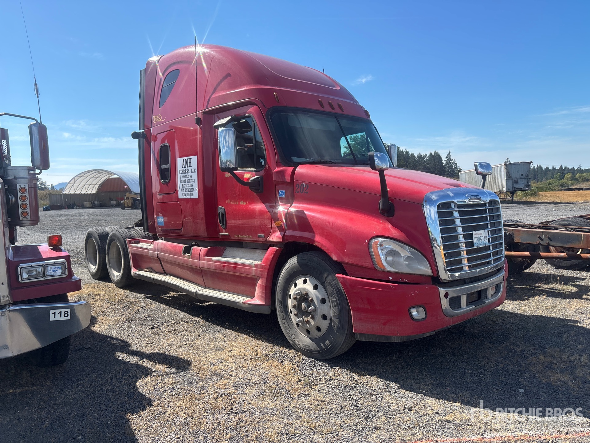 2012 Freightliner CASCADIA 113