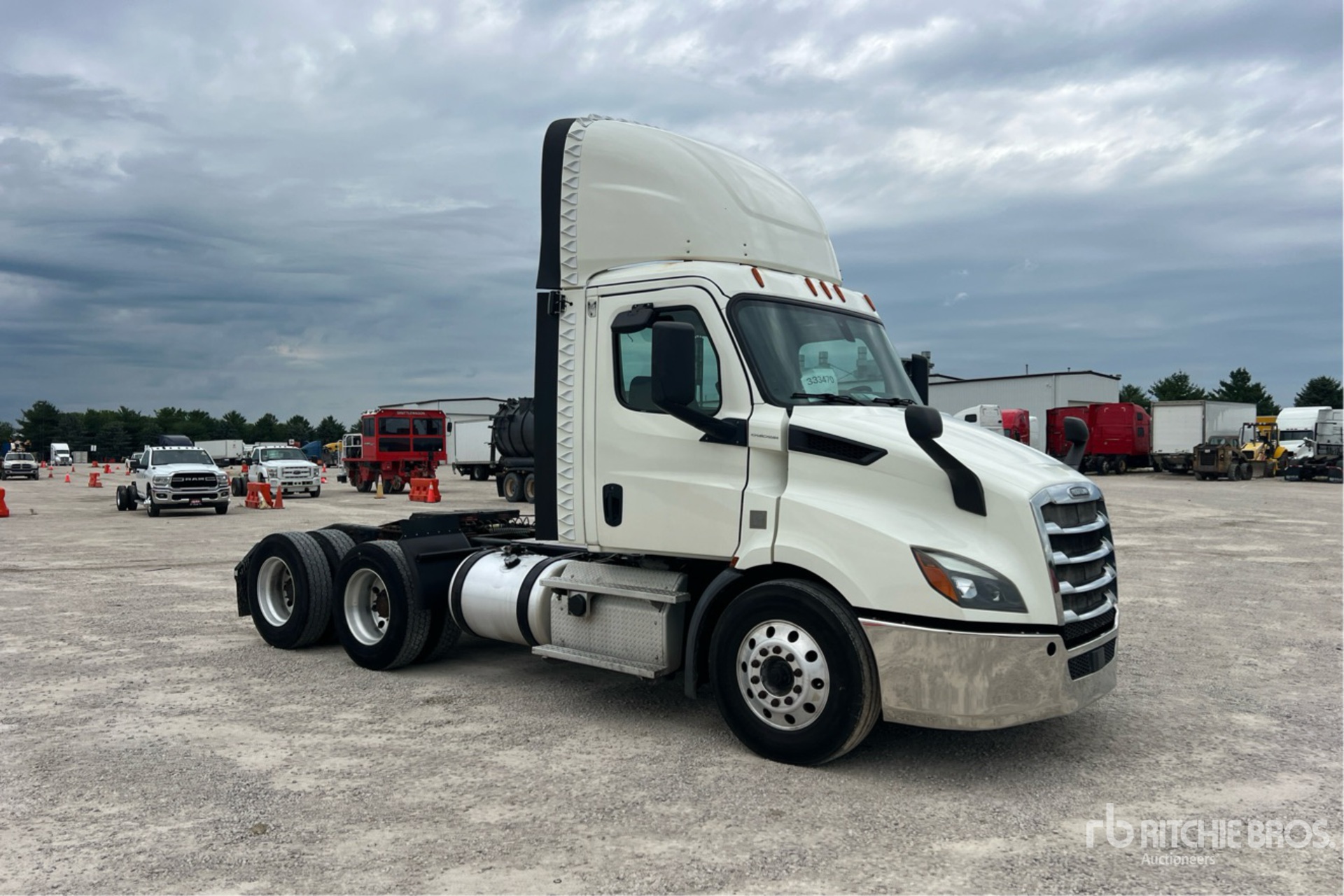 2019 Freightliner CASCADIA 116