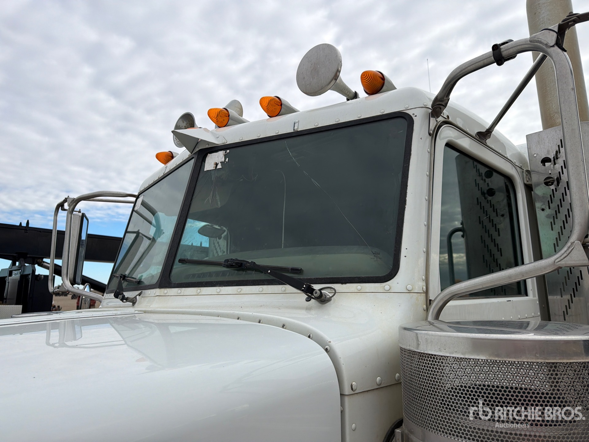 2015 Peterbilt 388