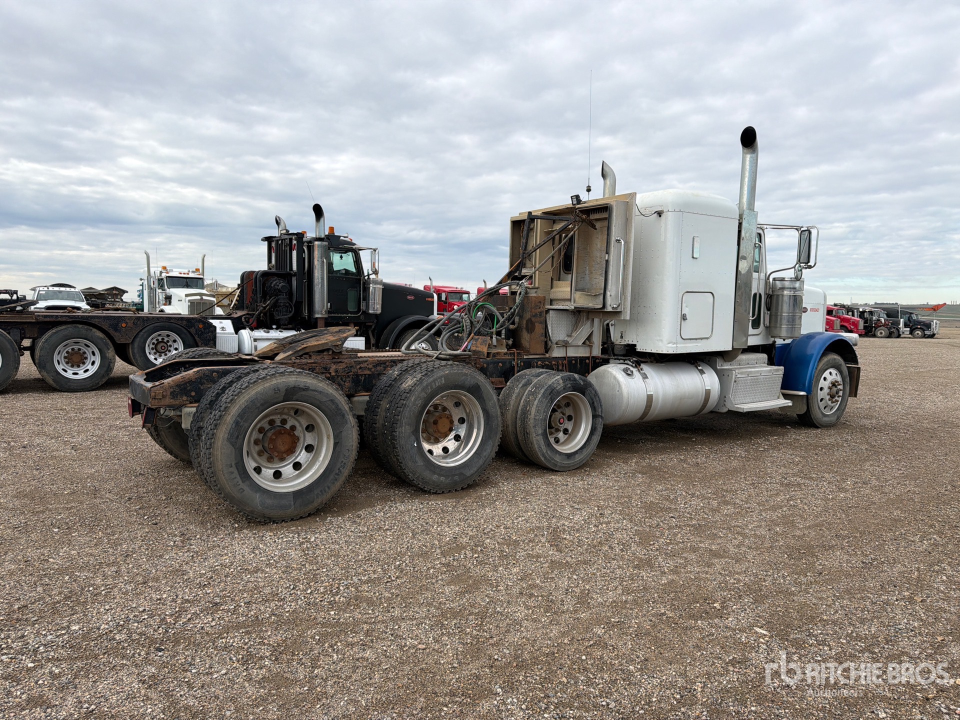 2015 Peterbilt 388