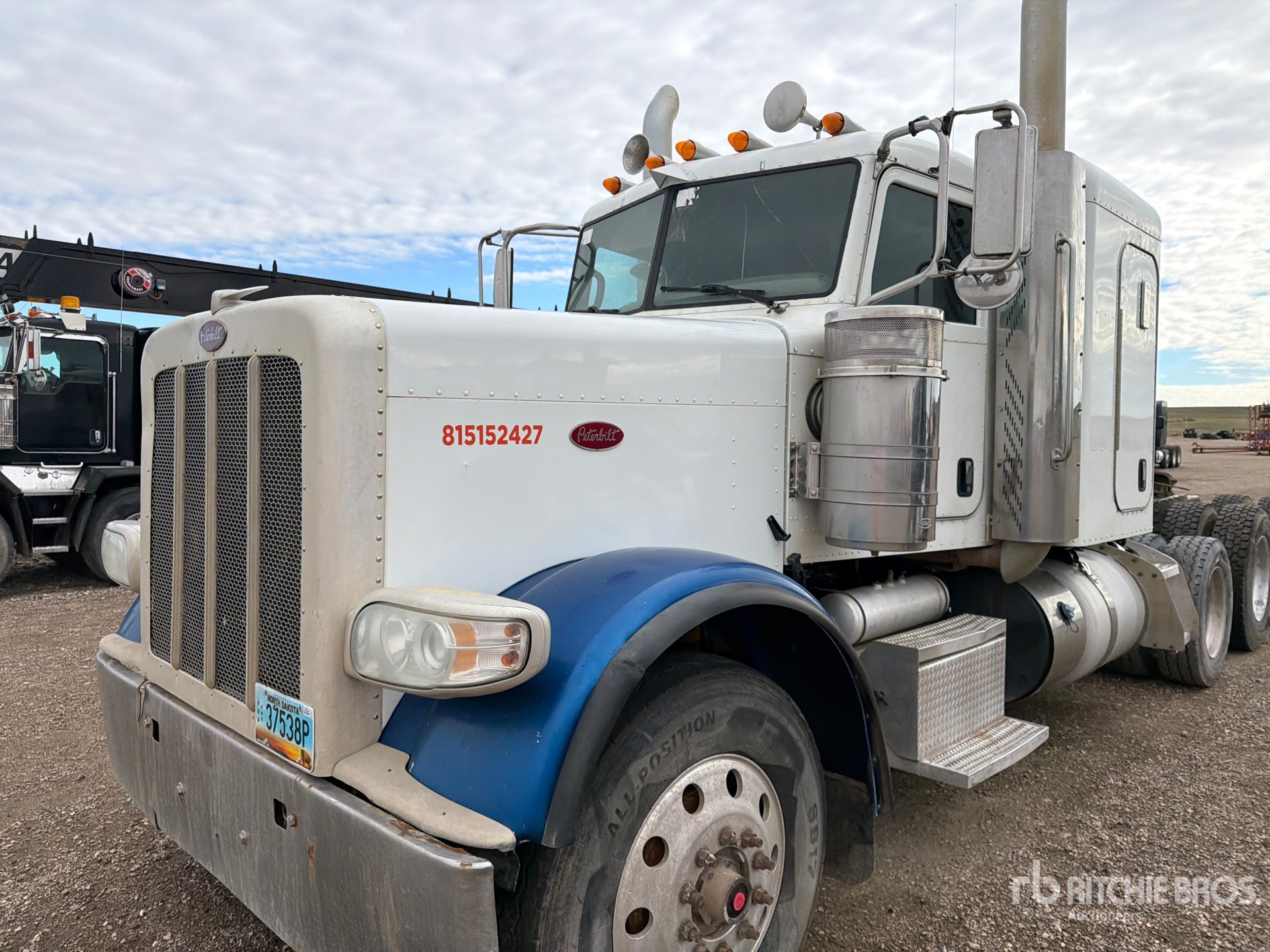 2015 Peterbilt 388