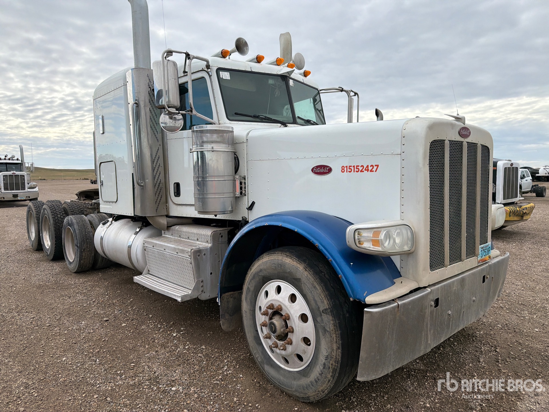 2015 Peterbilt 388