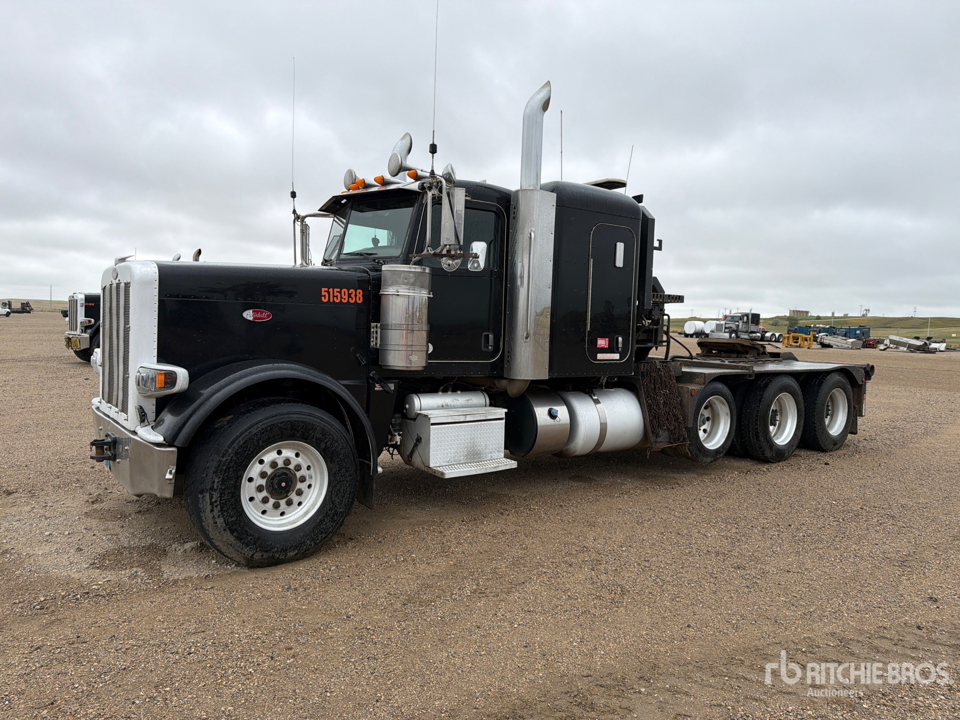 Photo of 2014 Peterbilt 388