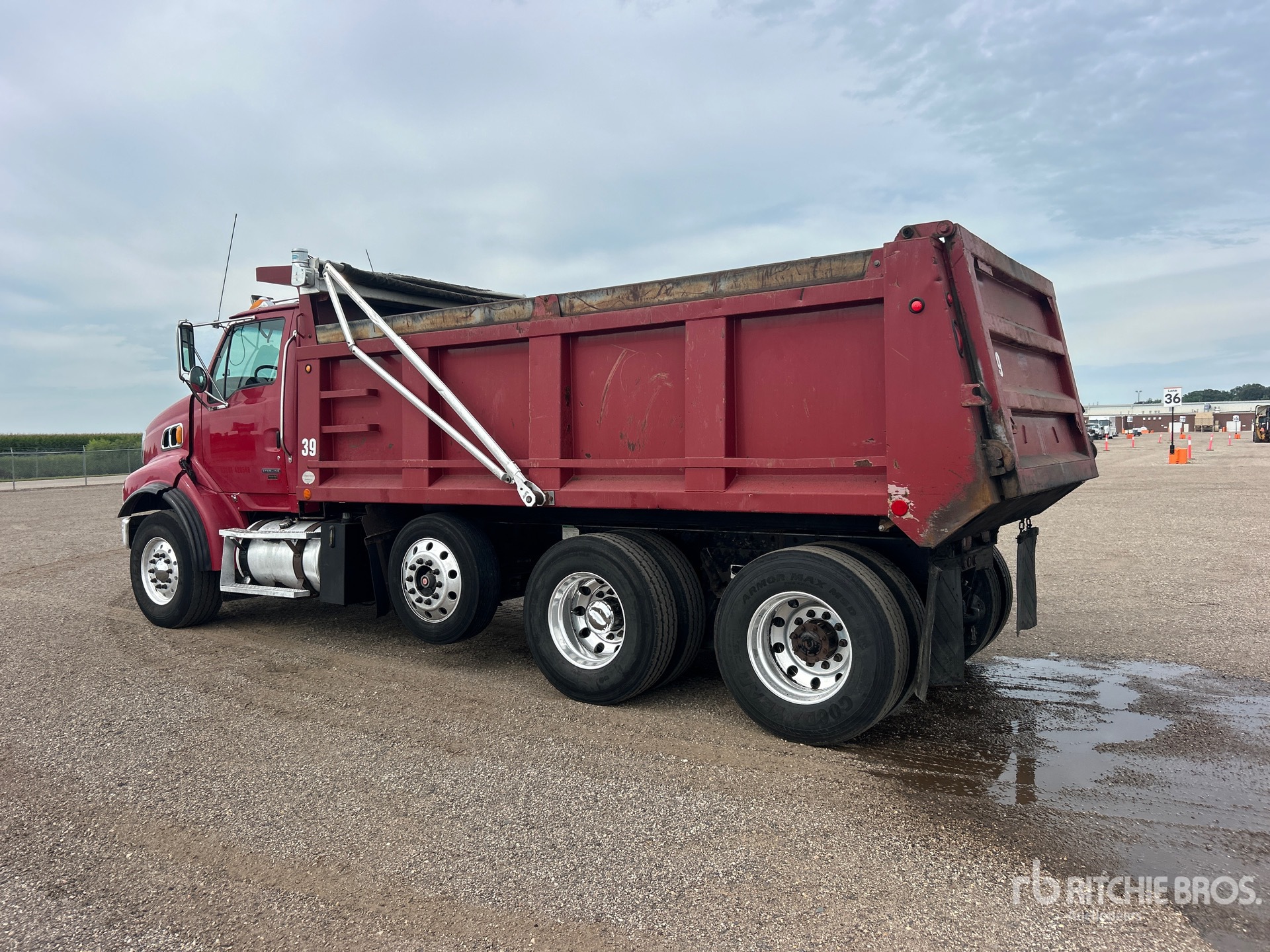 2007 Sterling LT9500