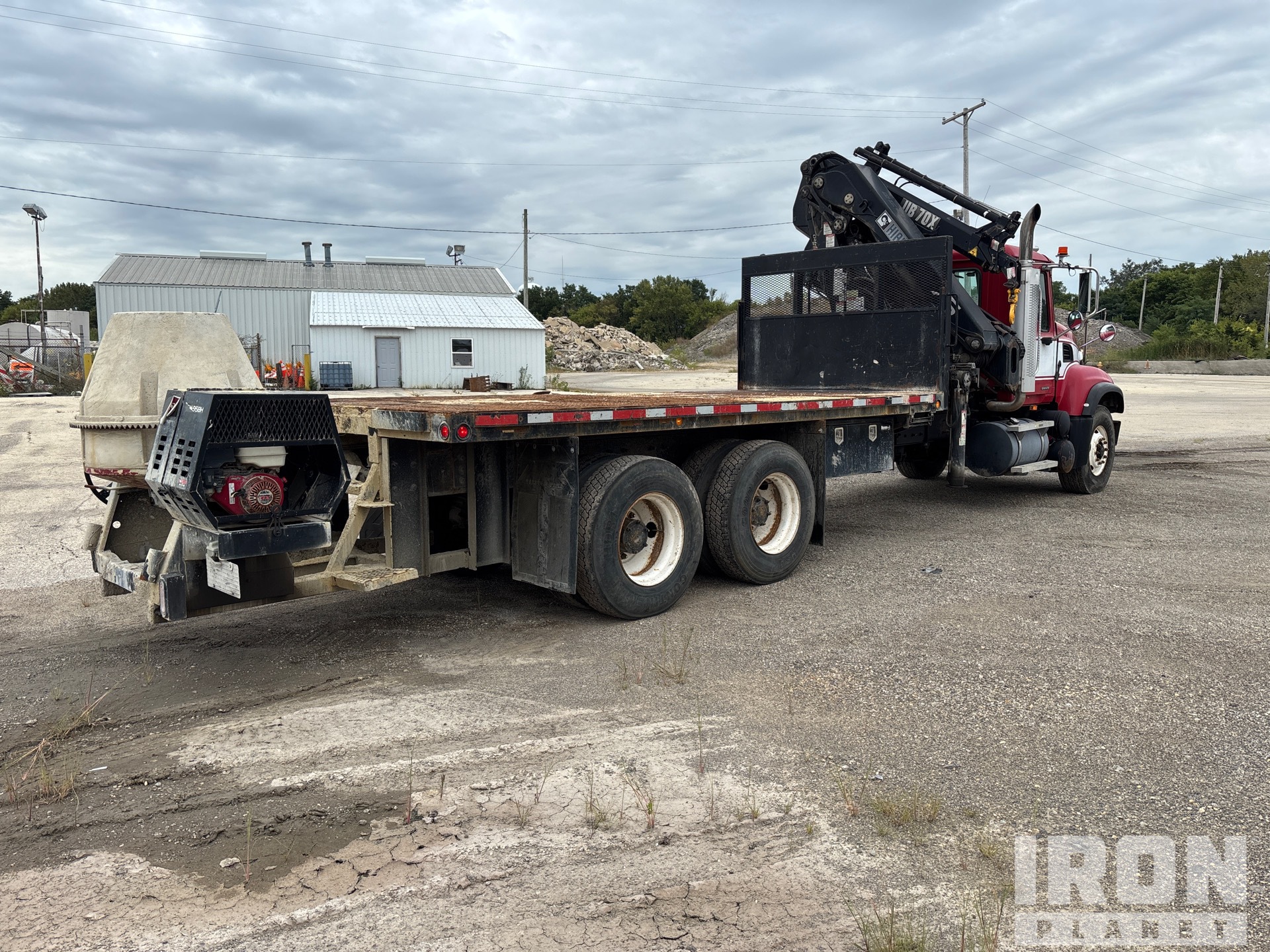 2005 Mack GRANITE CV713