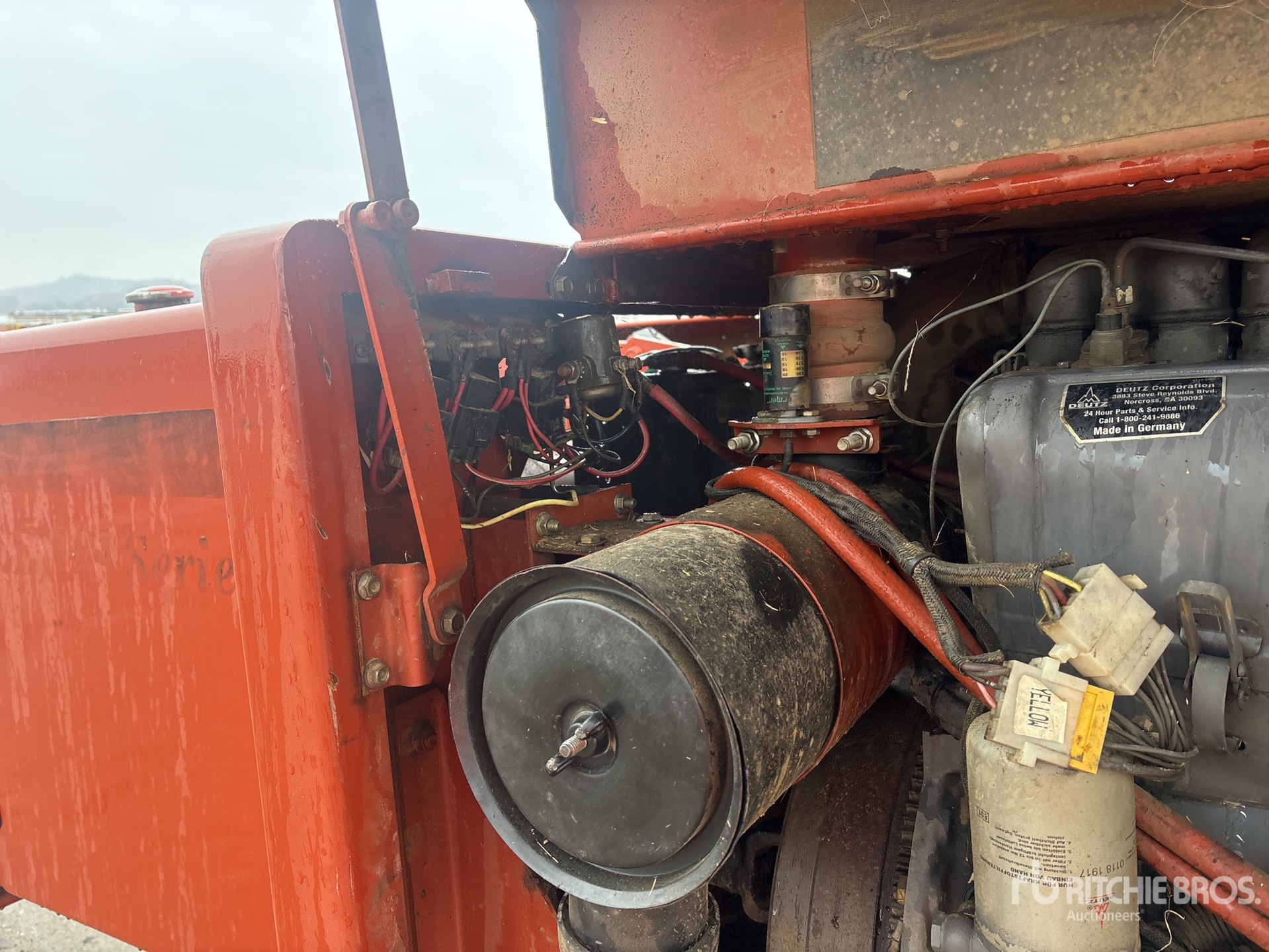 2009 Massey Ferguson 1843S